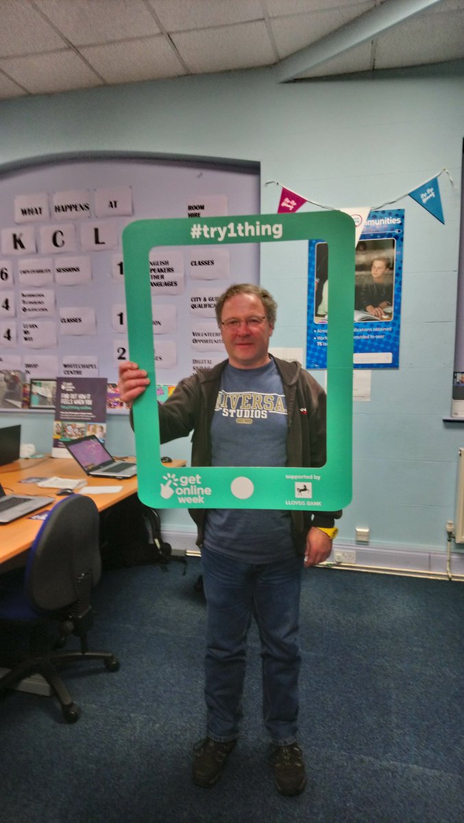 KCLC291's tweet photo. We have been learning about the roll out of Universal credit on our #getonlineweek #try1thing. We have also played online games, learn how to email and search for jobs, look up health services, accessing #englishmyway. All this with plenty of tea, coffee cakes and sausage rolls! https://t.co/Cshkg5pAp0