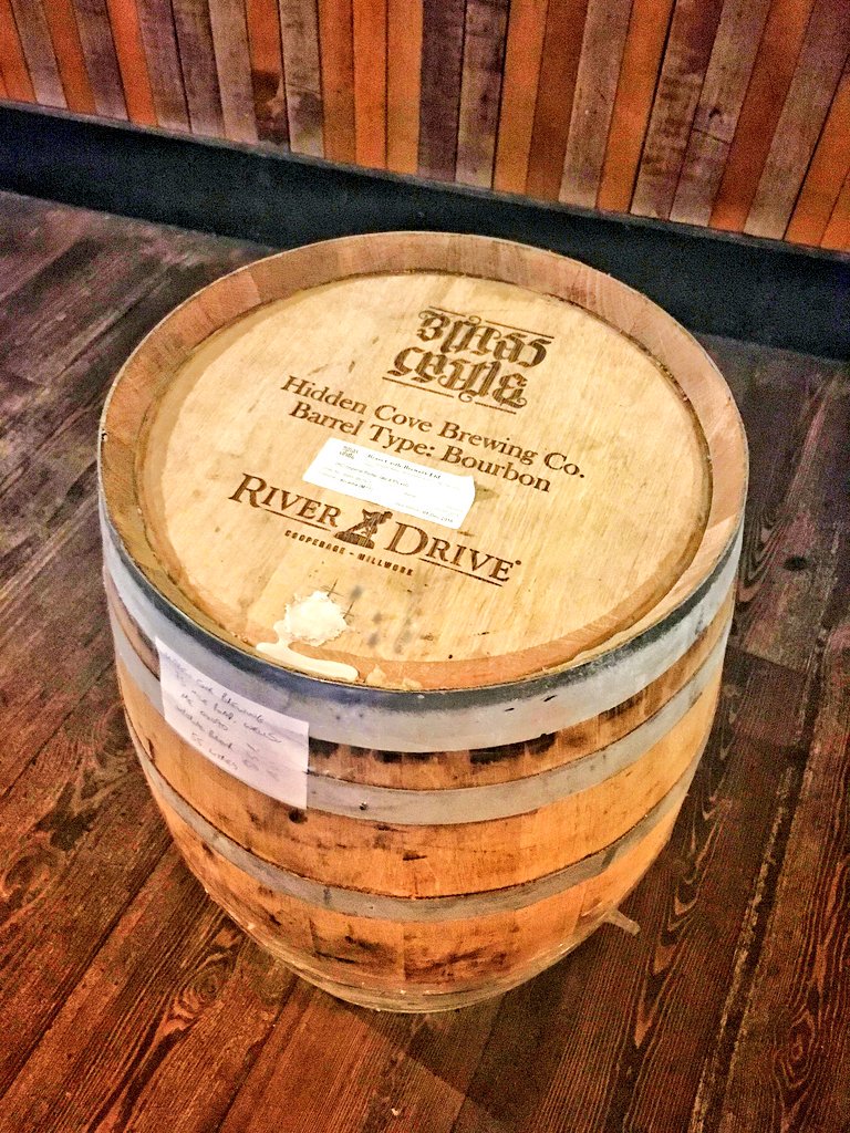 This beautiful wooden cask full of 8.5% Imperial Porter will be poured soon 👀🖤👀
#hiddencove #mainebeerbox #mainebeer #barrelaged #bourbonbarrel #porter #imperialporter #headingley #leeds #cask #caskale