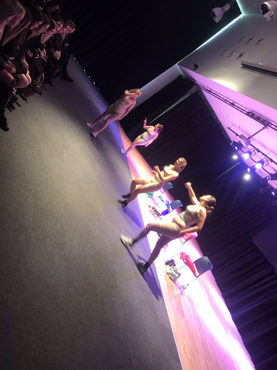 MissTNewmanRC1's tweet image. So privileged to have @taggedtheatre in with us at @NewmanRCCollege today! Our year 10 and 11 students have been an absolute credit to us and have fully immersed themselves in the performance #bodyimage #lovewhoyouare #societalissues