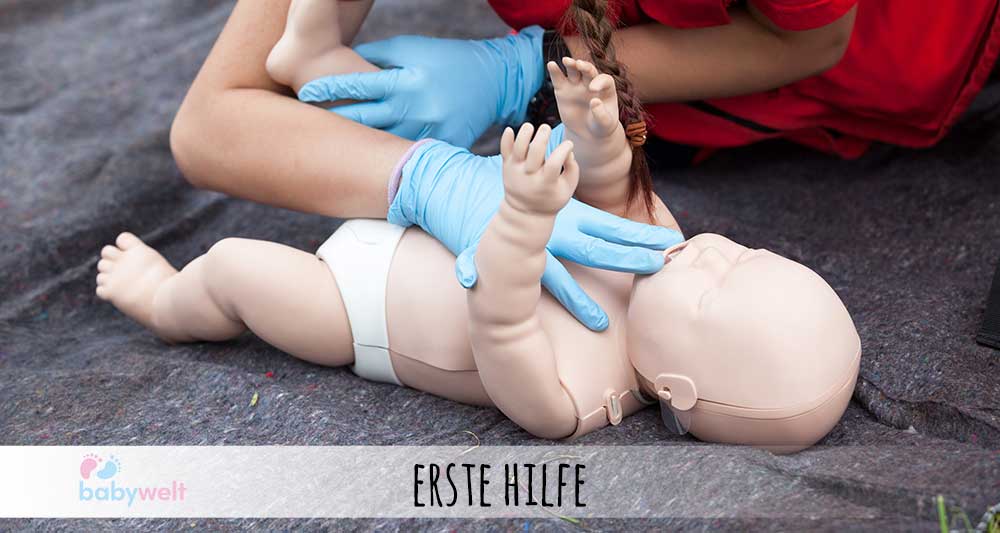 #Erste Hilfe beim #Säugling – in Notfällen richtig reagieren
Wenn Babys die Welt erkunden, kann man Unfälle leider nicht immer verhindern.  Bei schwerwiegenden Verletzungen oder anderen #Notfällen ist es wichtig, schnell zu handeln.
#baby #erste Hilfe 
ow.ly/5vBx30mguCC