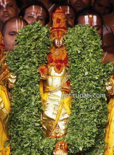 tripnethra's tweet photo. Sri Venkateswara Swamy Snapanathirumanjanam.
Book Tirupati Tour packages at Tripnetra and get 35% off. call +91 8500898000, 24*7 call support, visit: https://t.co/wZUo6Lsb8r
#TirupatiTourPackages #TirupatiDarshanPackage https://t.co/cPgse0Yp0B
