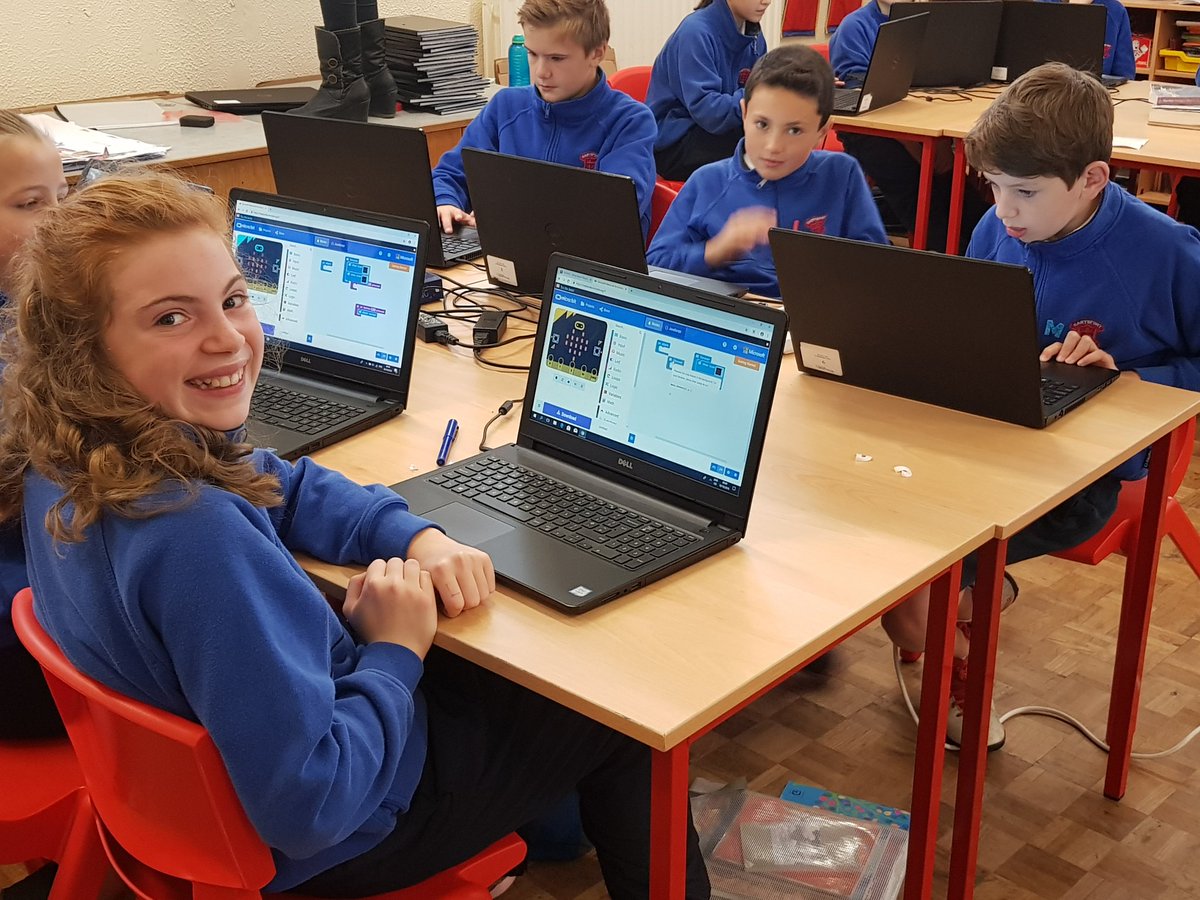 WhizzkidsH's tweet photo. #microbits #blackrock #inschoolprogramme https://t.co/bXpbB7oRAi