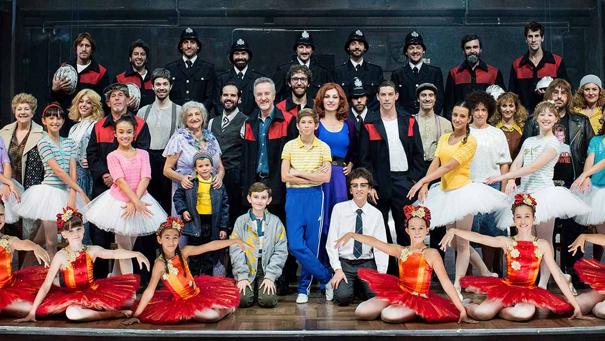 imupcom's tweet photo. #BillyElliot sigue en Madrid enseñándonos que los sueños se hacen realidad si luchamos por conseguirlos. ¡No te pierdas este mágico musical!
https://t.co/h2zdkxdq21 https://t.co/uUaZ5Vwn29