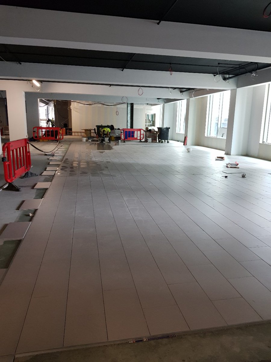 CPSTilingLtd's tweet photo. Work has commenced on the @Volkswagen Showroom and Workshop Battersea. This contract has over 2500m2 of tiling. @SolusCeramics @TrimlineGroup @MARTINcsltd https://t.co/Ws0TADSUAH