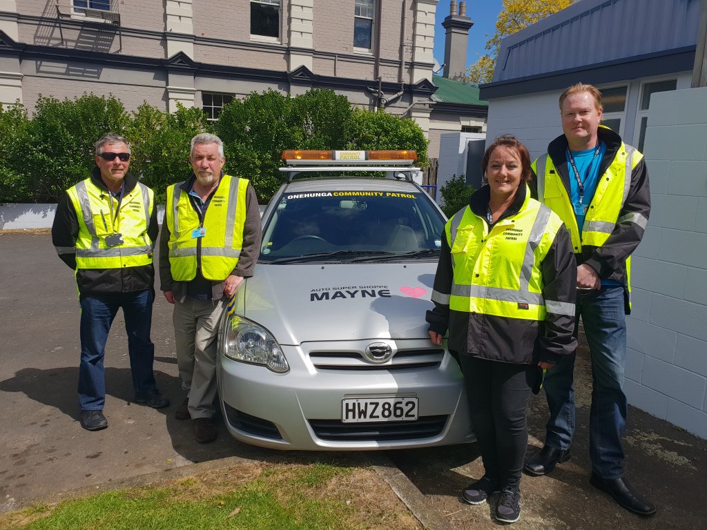 JaassBull's tweet photo. Crime-busting community patrols launch in Mt Wellington https://t.co/YnsPLy9vT5 https://t.co/dkDFuxddr0