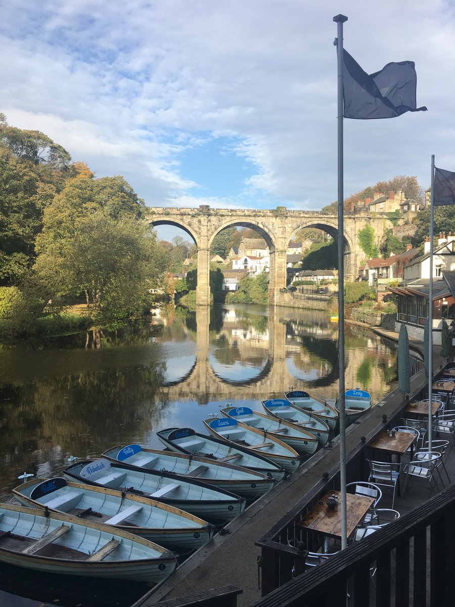 SnodgrassCo's tweet photo. Absolutely glorious in #Knaresborough this morning! What a wonderful part of the world we live in! #Yorkshire https://t.co/ZKHOIgme8Z