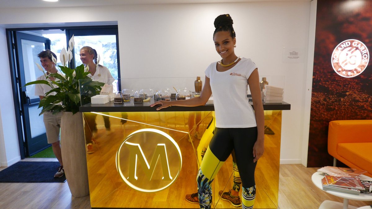 RizllyRetail's tweet photo. What did YOU do last summer? Rizlly was at Roland Garros #rizllyretailstudio #thisisrizlly #magnumfrance https://t.co/vbzEKN5aS0