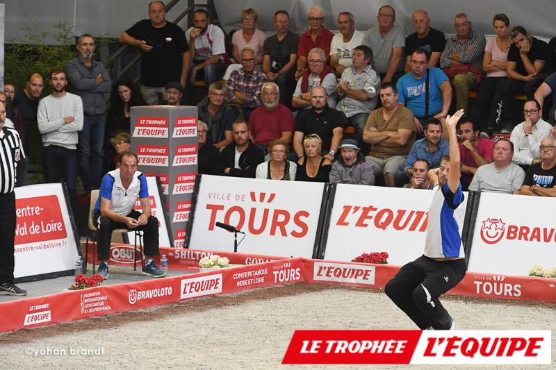 JuSports30's tweet photo. "Demi finale" aura été le maître mot de @dydy_rocher le week-end dernier lors du Trophée @lequipe de @villedetours. Le tireur de l’équipe @ffpjp_france a été éliminé a chaque fois en 1/2 finale que ce soit en tête à tête, en doublette ou en triplette #Petanque #DylanRocher https://t.co/0wsVhNuLRz