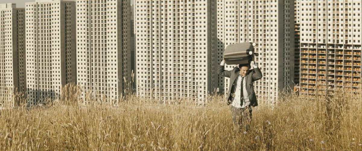 Tahsin gibi şehirde sıkışıp kalanlar için #SonÇıkış 2 Kasım'da sinemalarda.