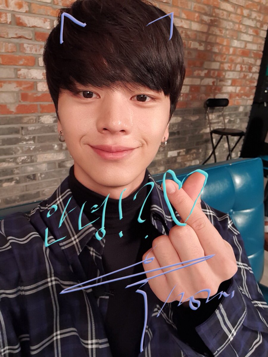 성재야💙비행 tweet media
