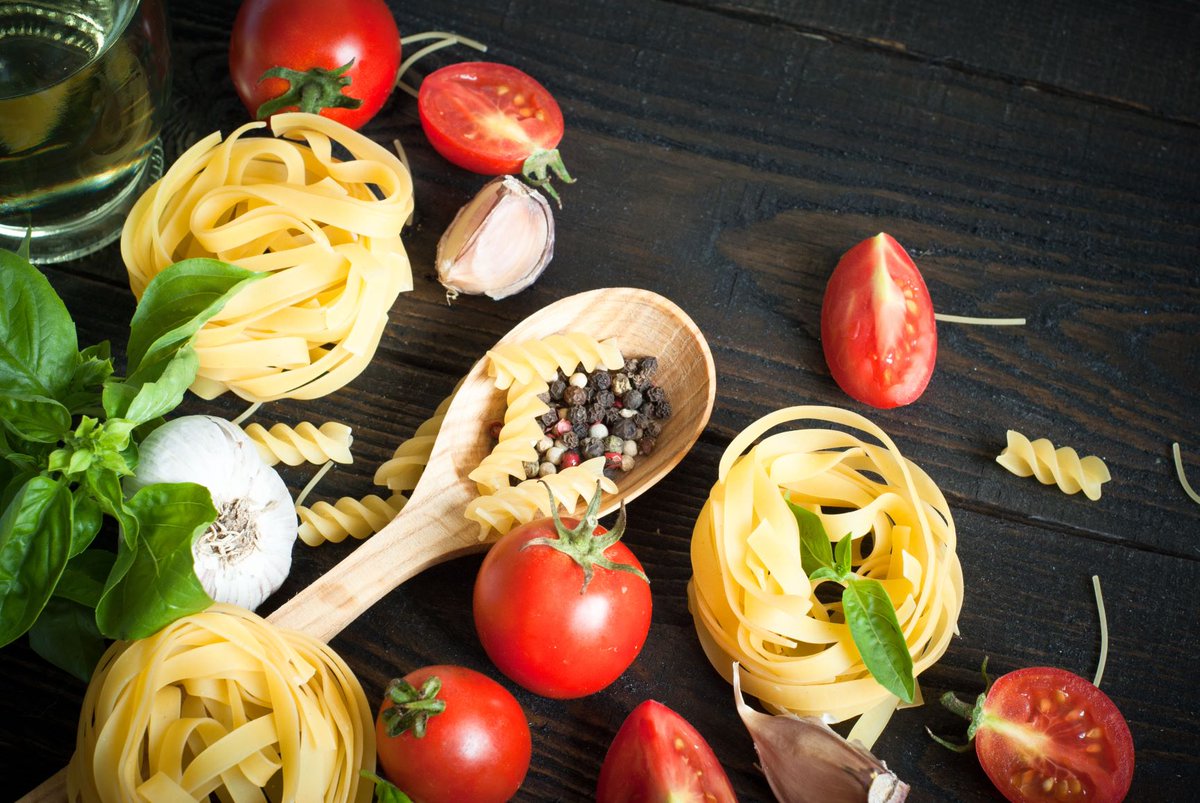 Nel 2010 l'<a href="/UNESCO/">UNESCO 🏛️ #Education #Sciences #Culture 🇺🇳</a> ha dichiarato la dieta mediterranea patrimonio comune immateriale dell'umanità. E la pasta riveste un ruolo fondamentale di questa dieta #WorldPastaDay <a href="/cuochifuorisede/">LaCucinaDelFuorisede</a>  @unbiscottoperdu@saygoodITA