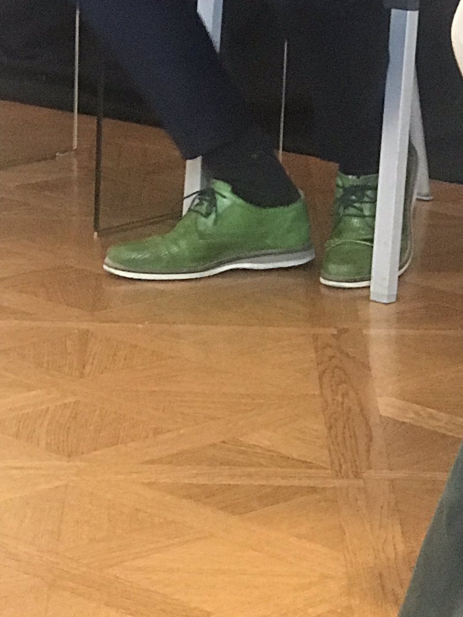 siegfr_'s tweet photo. so bunt ist der Inhalt des #MiD18 https://t.co/HcHhhh7i8P