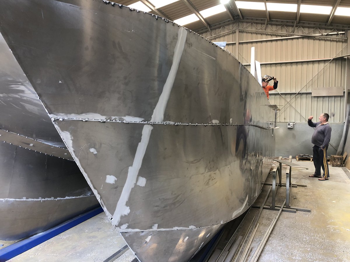mottagwa's tweet photo. The new fishing π£ boat is coming along nicely! #Lakegraceengineering https://t.co/g0RvTVp6Vc