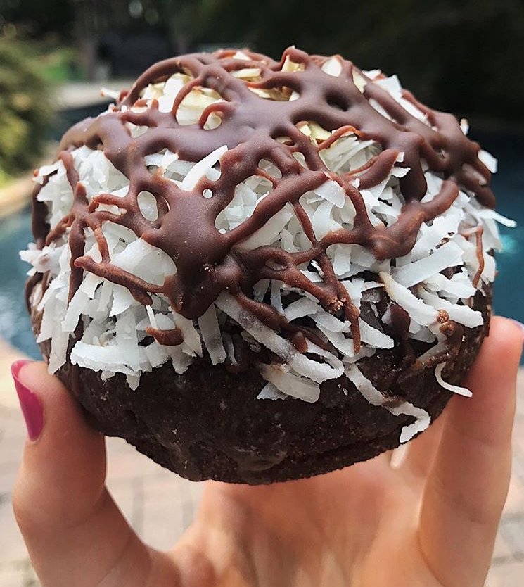 Glaze Donuts tweet media