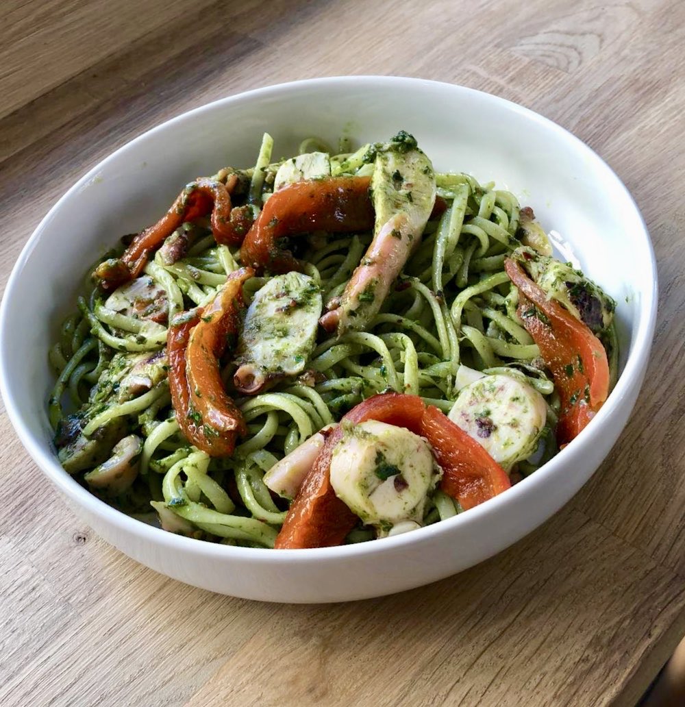 Octopus, linguine, sweet peppers &amp; preserved lemon salsa verde.

Brand new dish on the menu tonight! No better way to start the weekend ladies and gentlemen 🕺🏻💃🏼

#CliftonVillage #BristolRestaurants #NewDish #TGIF #FridayFeeling