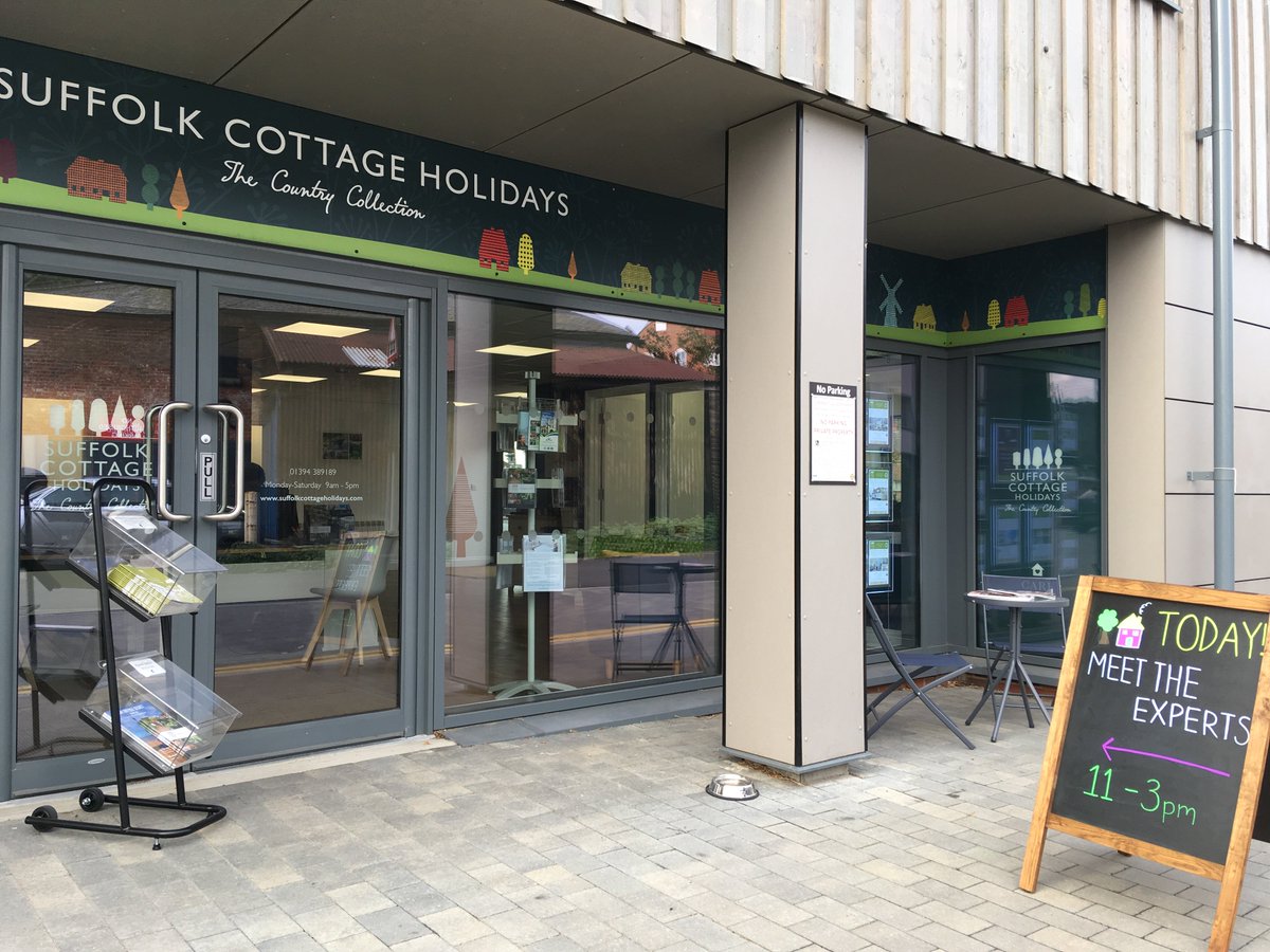 recruiterlaus's tweet photo. We've already met 8 lovely owners this morning and there's still time for YOU to come down too! We're at the @SuffolkCottHols #Woodbridge office - armed with @cakeshopbakery goodies! 🎂 #HolidayCottage #Suffolk @originalcotts @olitherecruiter https://t.co/F2VYeuffZI