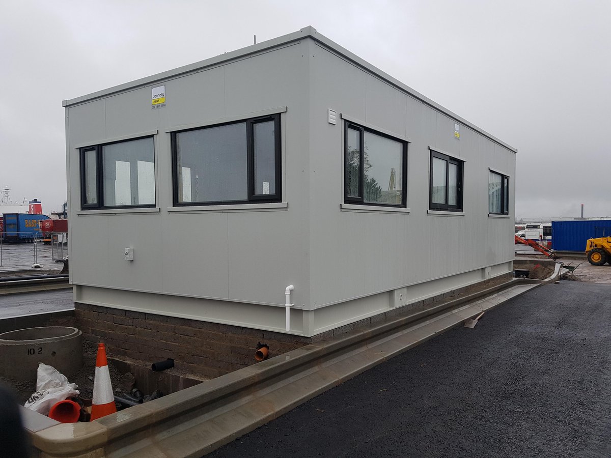 excellaminating's tweet photo. Thanks to Stephen at @DonnellyCabins for the pics of this recently installed #modular building at @BelfastHarbour!

Great to see our CladEx being adopted by new clients &amp; being sited all around the UK!

For more info on our CladEx call us on 01482 326866 https://t.co/kCydulrclM