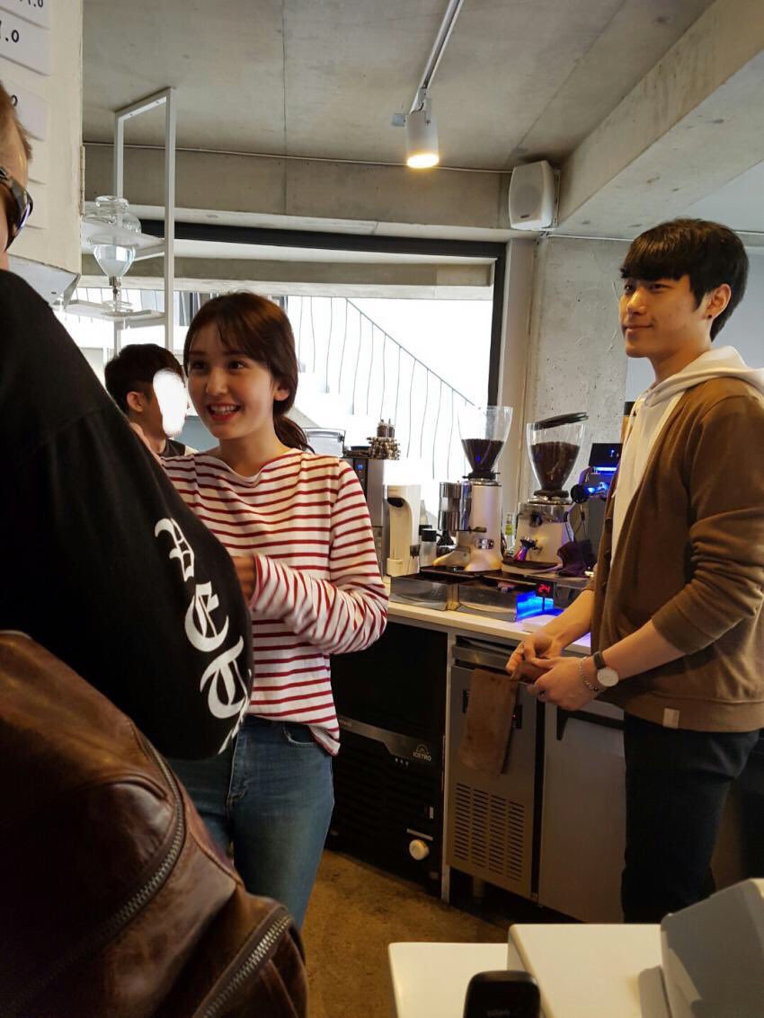 ESDRIE's tweet photo. Jeon Somi 'Barista' #somi #JeonSomi #전소미 #enniksomidouma #matthewdouma https://t.co/6dhTZrYuCo