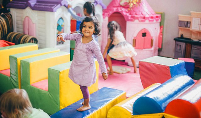 Fun. Educational. Exciting. <a href="/BugzPlay/">Bugz Playpark</a> offers some great parent-child time. The all-weather theme park has loads of rides &amp; endless play options, awesome parties, food court, fun for the whole family, &amp; a jumbo slide that even grandpa can enjoy. 😉 ow.ly/evzz30miq6R