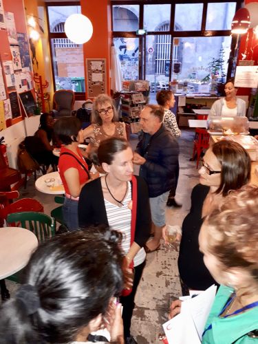 SFTfr's tweet photo. Bilan de la Journée mondiale de la #traduction #JMT2018 pour la Délégation Auvergne : salle comble pour la soirée Portes ouvertes ! #xl8 https://t.co/J1x2CPUJQm https://t.co/phtlEiavWT
