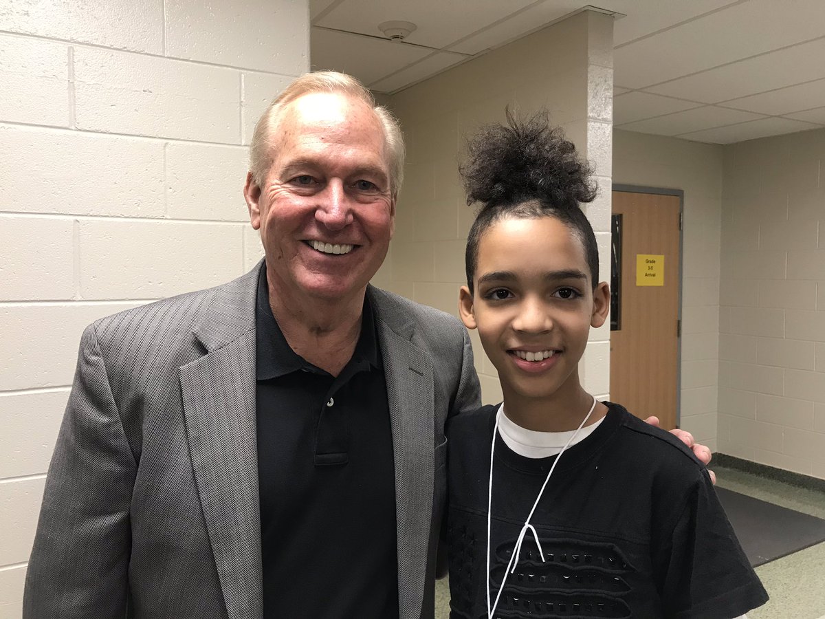 MayorCahill's tweet image. Walking through the newly renovated @PRCS_NBPS w/ Community Partners, Colleagues &amp;amp; the @nbpschools staff. An phenomenal event to celebrate the brand new #PRCSArts.  #AllIn4NB #ArtsIntegration #newbrunswicknj