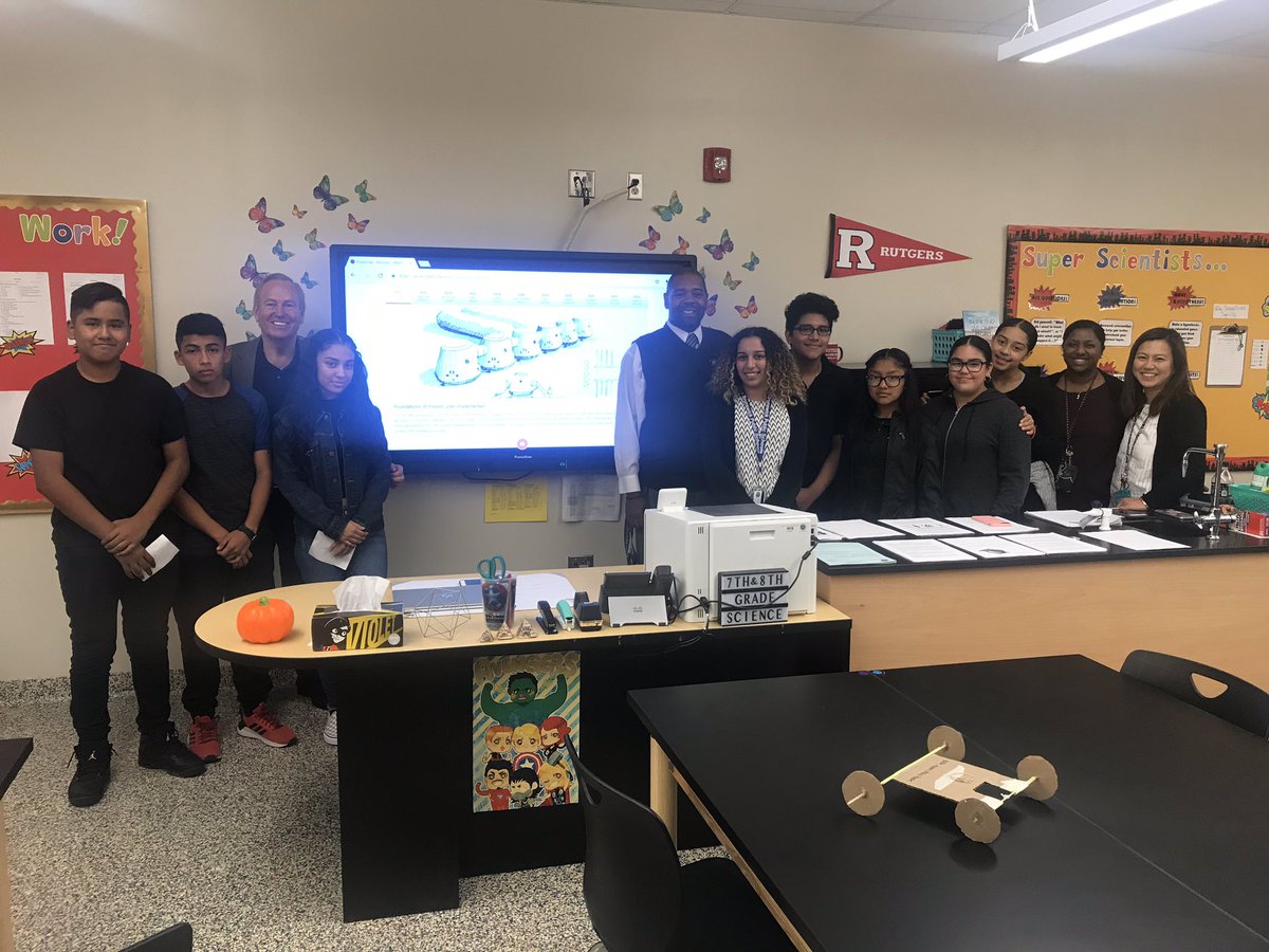 MayorCahill's tweet image. Walking through the newly renovated @PRCS_NBPS w/ Community Partners, Colleagues &amp;amp; the @nbpschools staff. An phenomenal event to celebrate the brand new #PRCSArts.  #AllIn4NB #ArtsIntegration #newbrunswicknj