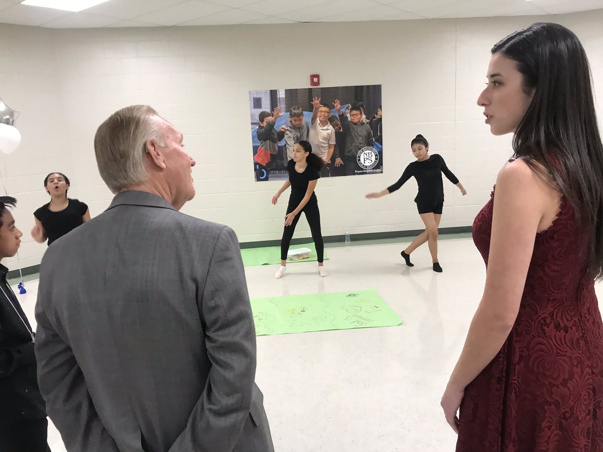 MayorCahill's tweet image. Walking through the newly renovated @PRCS_NBPS w/ Community Partners, Colleagues &amp;amp; the @nbpschools staff. An phenomenal event to celebrate the brand new #PRCSArts.  #AllIn4NB #ArtsIntegration #newbrunswicknj