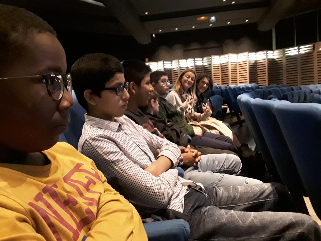 PepAdos06's tweet photo. J'ai aimé quand la réalité et l'imagination se rejoignent dans le court-métrage : Ces p'tites heures. Hovhannes 😆😆 #unfestivalcesttropcourt @FVargasCine @SandrineLecler6 @DAAC_nice @sandkh06 https://t.co/31HeyuWJ1w
