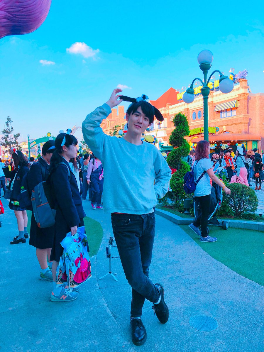 yojironinomiya's tweet photo. こんばんは！
私はいま、どこにいるでしょうか！！(こんなにも答えのわかりやすい問題もない
いつにも増してゆるい二宮でお送りしています

投票と固定ツイートのRTよろしくです！頼！！
https://t.co/4vJUXHcJol
#ギガキャンパス https://t.co/UQIvqXxyjV