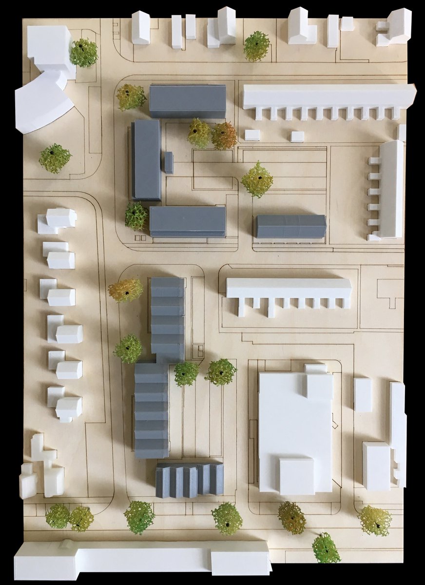 Maandag kwam <a href="/KAWarchitecten/">@KAWarchitecten</a> langs bij Fablab Groningen met de lasersnijder een bodemplaat te laten maken voor een maquette. 
De gebouwen hebben ze zelf 3D geprint in gerecycled plastic en dit is het prachtige eindresultaat!