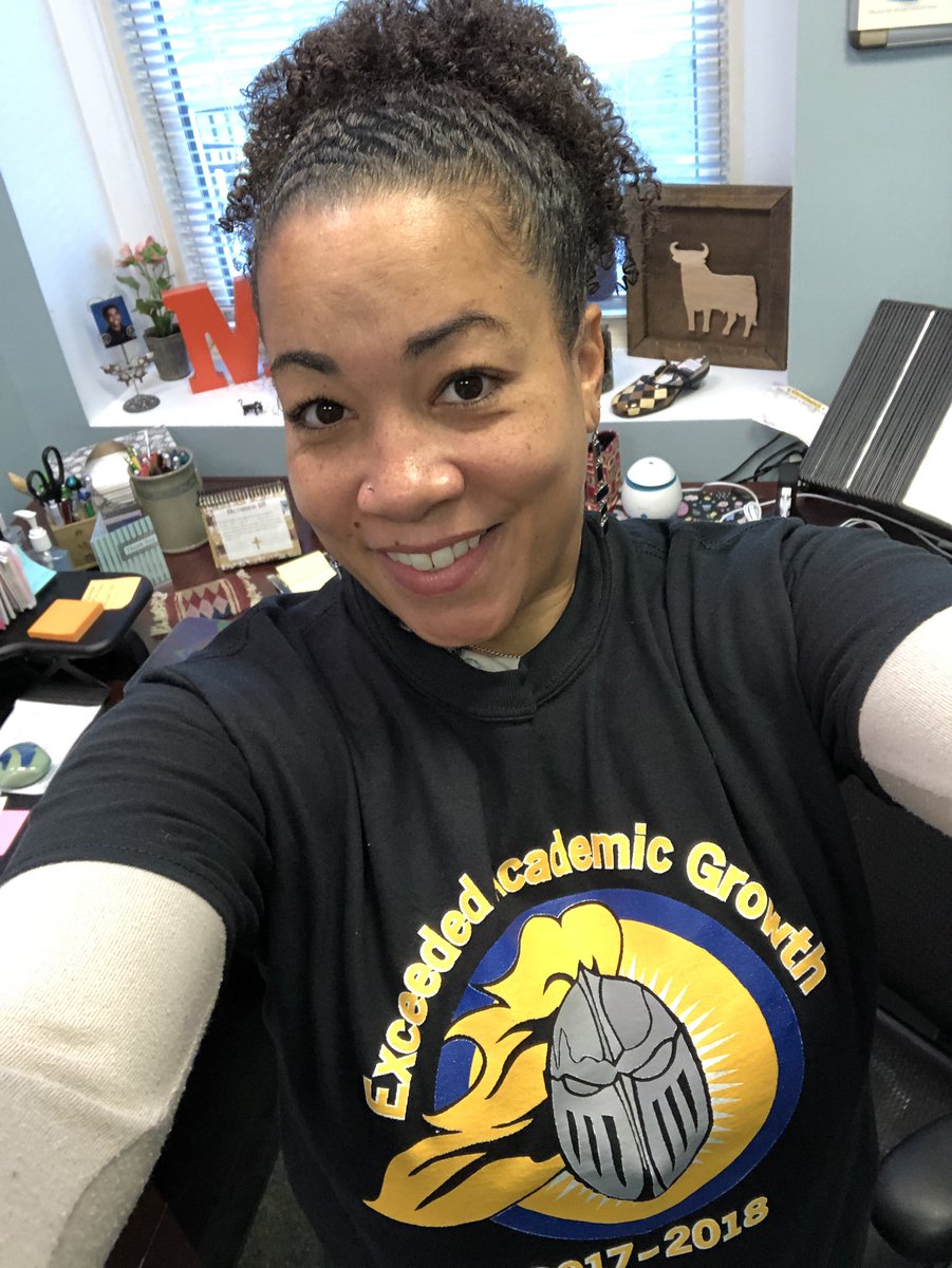 Connecting_MG's tweet photo. Happy Friday...A great day to celebrate π GROWTH @KnightsNHS @NorthernPrinc #ExceededGrowth #Represent #teeshirtβ€οΈ #makingourmark #AcademicGains #WeAreDPS https://t.co/AEi8mWFNa0