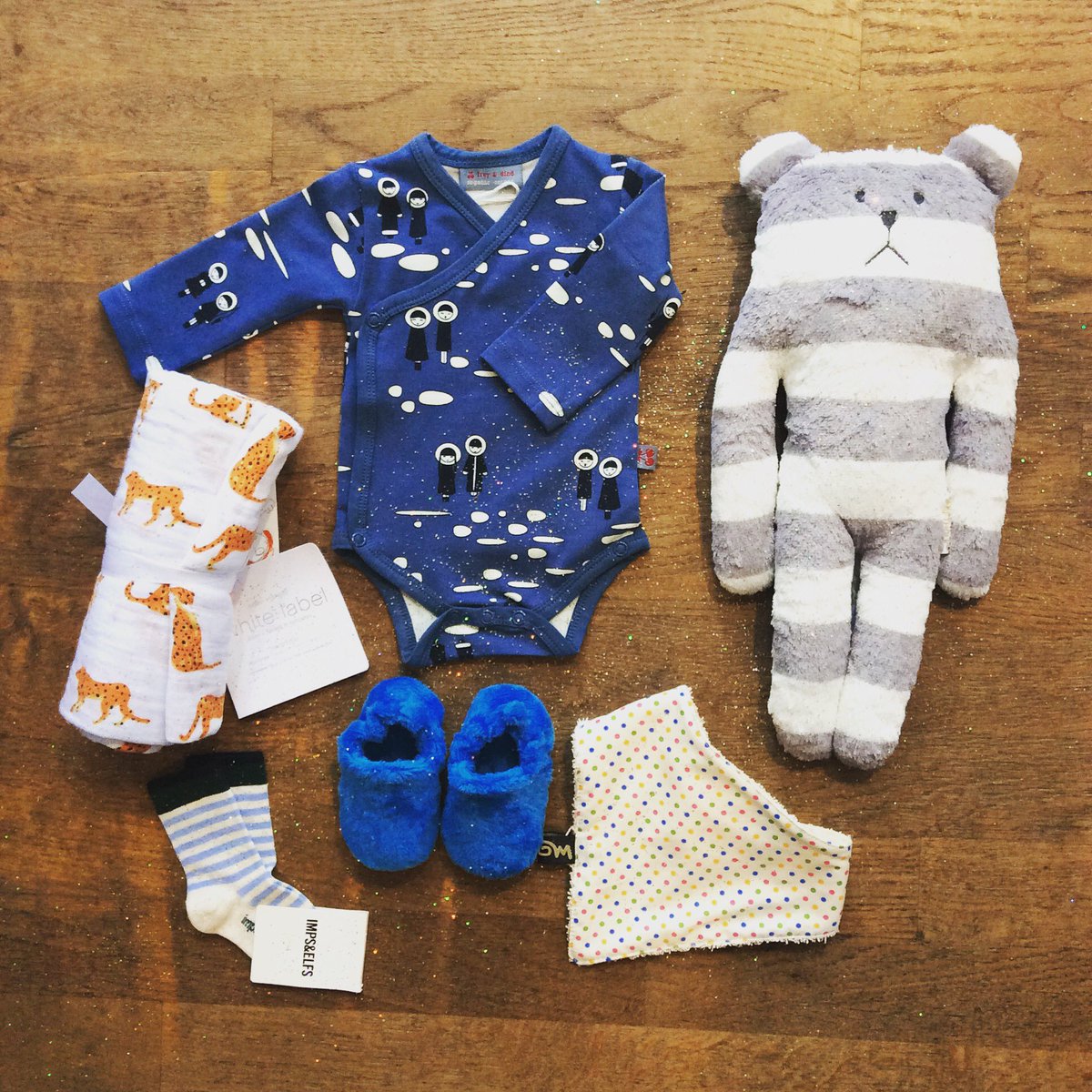 mmfuturemaman's tweet photo. .
👀 idées cadeaux 👀
.
#mmfuturemaman #rennes #rennaise #ideecadeau #modebebe #cadeaunaissance #naissance #rennescity #ruevasselot #futuremaman #futurpapa #futuretata #futurtonton #craftholic #adenandanais #froyanddind #mm #poconido #impsandelfs https://t.co/q2owT3ve7J