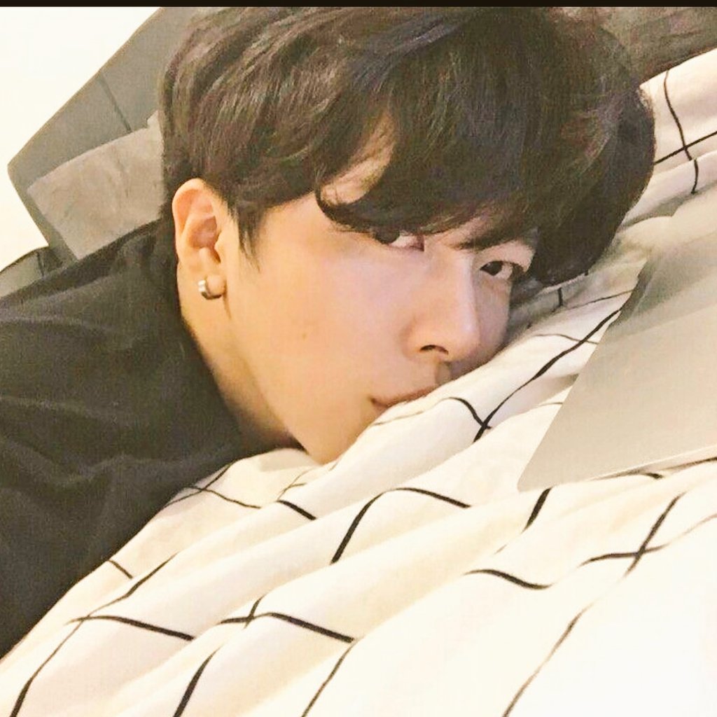 |¦:จอบจวน:|¦~¬ tweet media