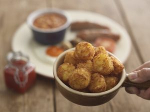 BFFF_Tweets's tweet image. AvikoUK is on the hunt to find the nation’s best #ChefHacks! Do you have a recipe of how to make the perfect poached eggs at home or time-saving tips when making roast? If so, share your hacks with @AvikoUK to win £500