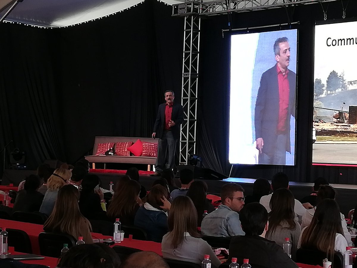 puntoCO's tweet image. A esta hora Sundeep Kapur de @ClickZ nos ofrece una de las principales conferencias de este #webcongress 2018 #Festivaldigital #URWEBCONGRESS @webcongress