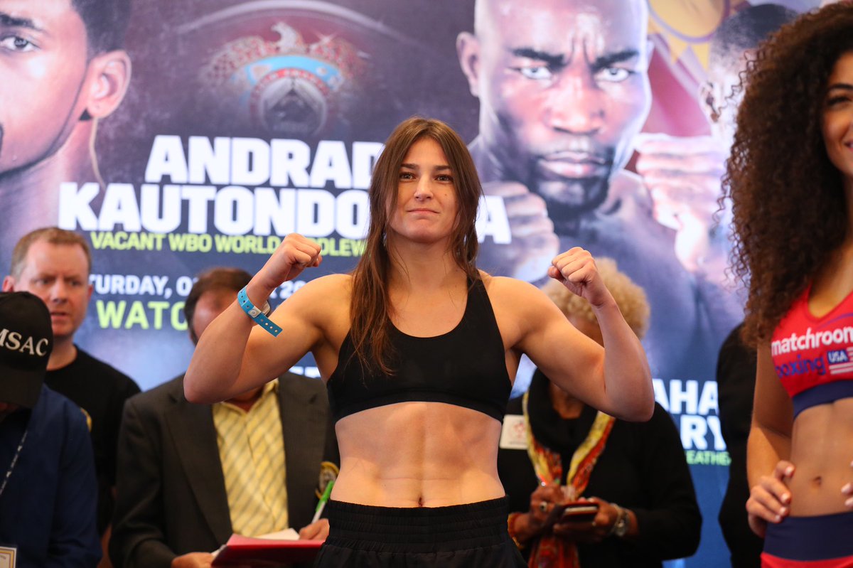 MatchroomBoxing's tweet photo. ⚖️ #TaylorSerrano
@KatieTaylor: 134.6lbs
Cindy Serrano: 132.6lbs
👑 WBA & IBF World Lightweight Championship https://t.co/aClV1TzlSB