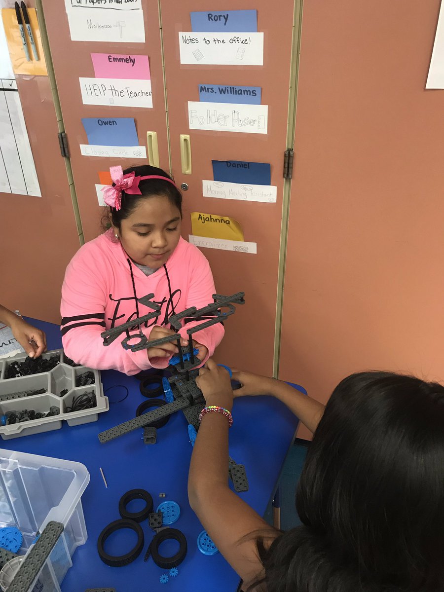 MrsWilliamsCla4's tweet photo. #STEM enrichment continues to engage our students! What a difference a day makes. Look how our designs evolved to include stability, creativity and versatility! @MAS_WP #WPProud #allstudentsengaged https://t.co/FlusBqbxEd