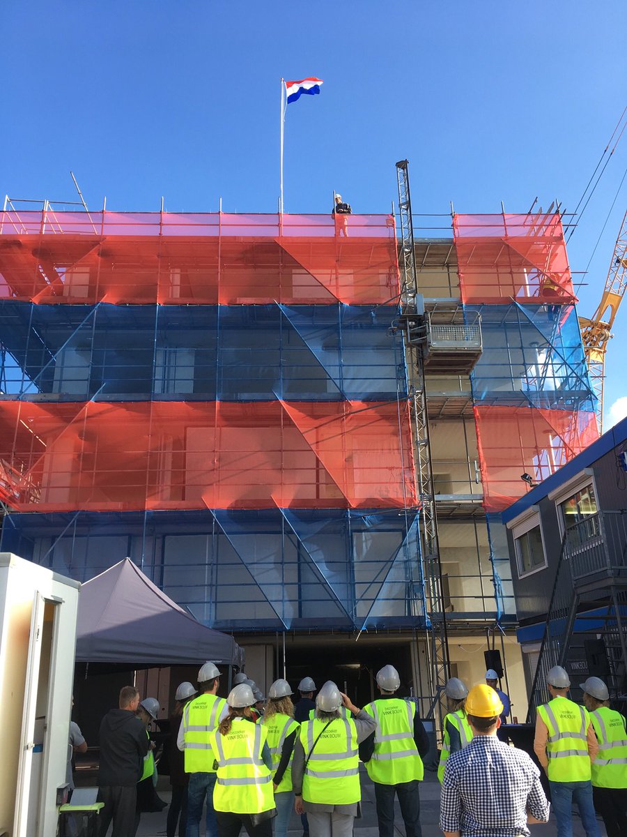 theunkelder's tweet photo. We zijn er. Het hoogstepunt BSH20E Amsterdam. https://t.co/vpOuXSKxSr