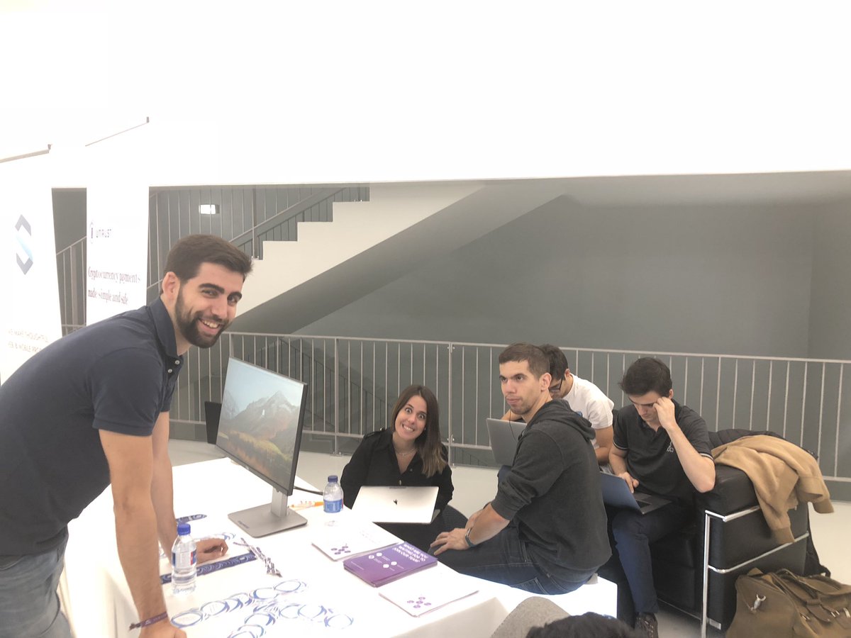 Mirror Conf tweet media