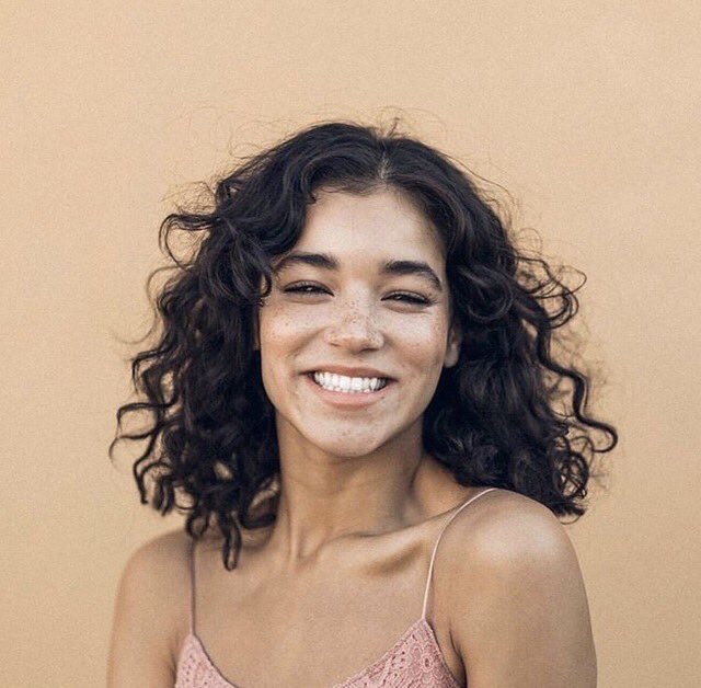 . (@7livex) on Twitter photo 