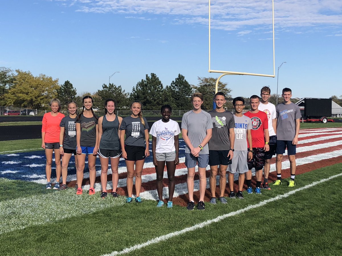 Linc_Christian's tweet photo. Here we go Crusaders! Proud to have you representing us at State Cross Country! #RunItStrong #RunItFast #RunItForHisGlory #lcs1819 #lcscrosscountry https://t.co/IpNhNFJe0c