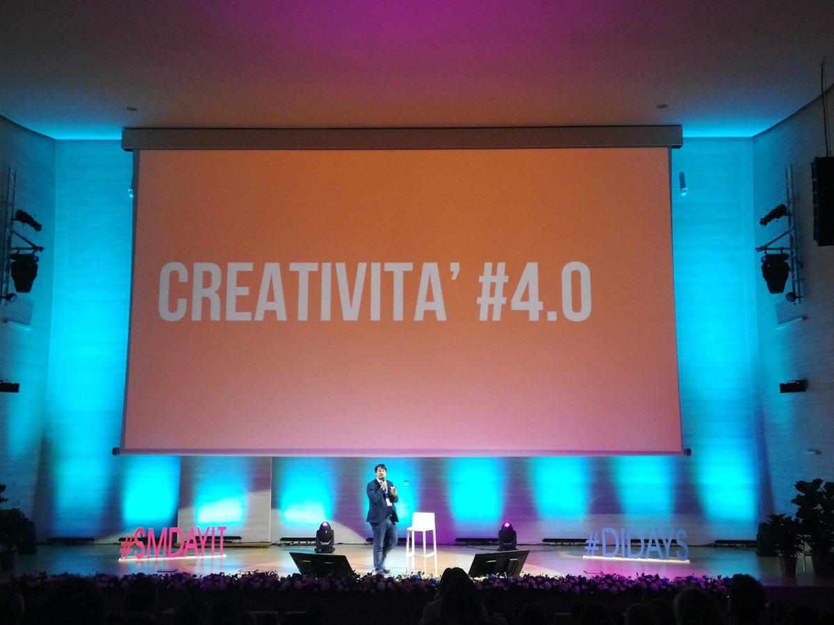 PiGrecoT's tweet photo. #creatività4.0 @jhonny ci illustra il #BOOM creativo e la gestione del contenuto.

#DIDAYS #SMDAYIT #MashablePiGrecoT #PiGrecoT https://t.co/XwZynGrokC