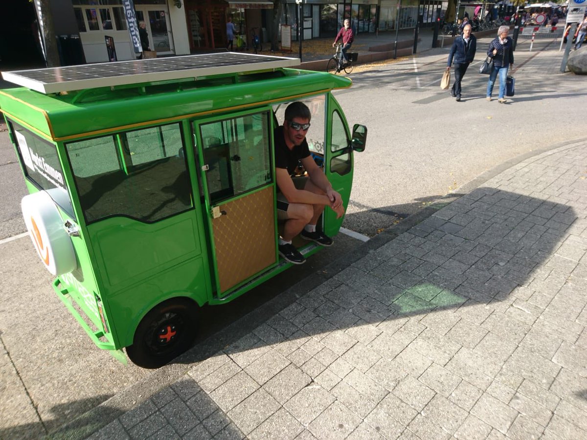 Elke vrijdagochtend krijgen wij de vraag of wij ook naar @WILDLANDS_Emmen kunnen rijden, dat doen wij natuurlijk met veel plezier!
Maar wat vinden jullie? Eigenlijk zou @WILDLANDS_Emmen deze groene tuktuk met topchauffeur Erico toch moeten adopteren met leuke opvallende reclame!