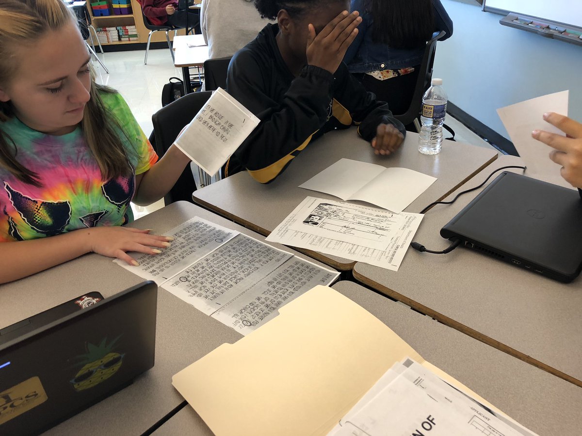 LHill_MPMS's tweet photo. My students are the detectives in “The Tell-Tale Heart” Escape Room! #spongempms #MPMS https://t.co/kzRLJUejG8