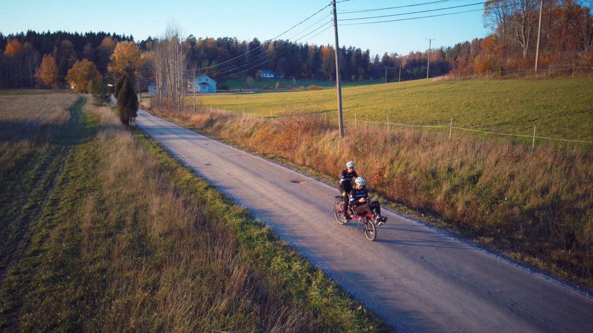 LNiitty's tweet photo. Have a happy weekend! #cycling #pyöräily #pinotandem #syksy https://t.co/0cUqgNKGVL