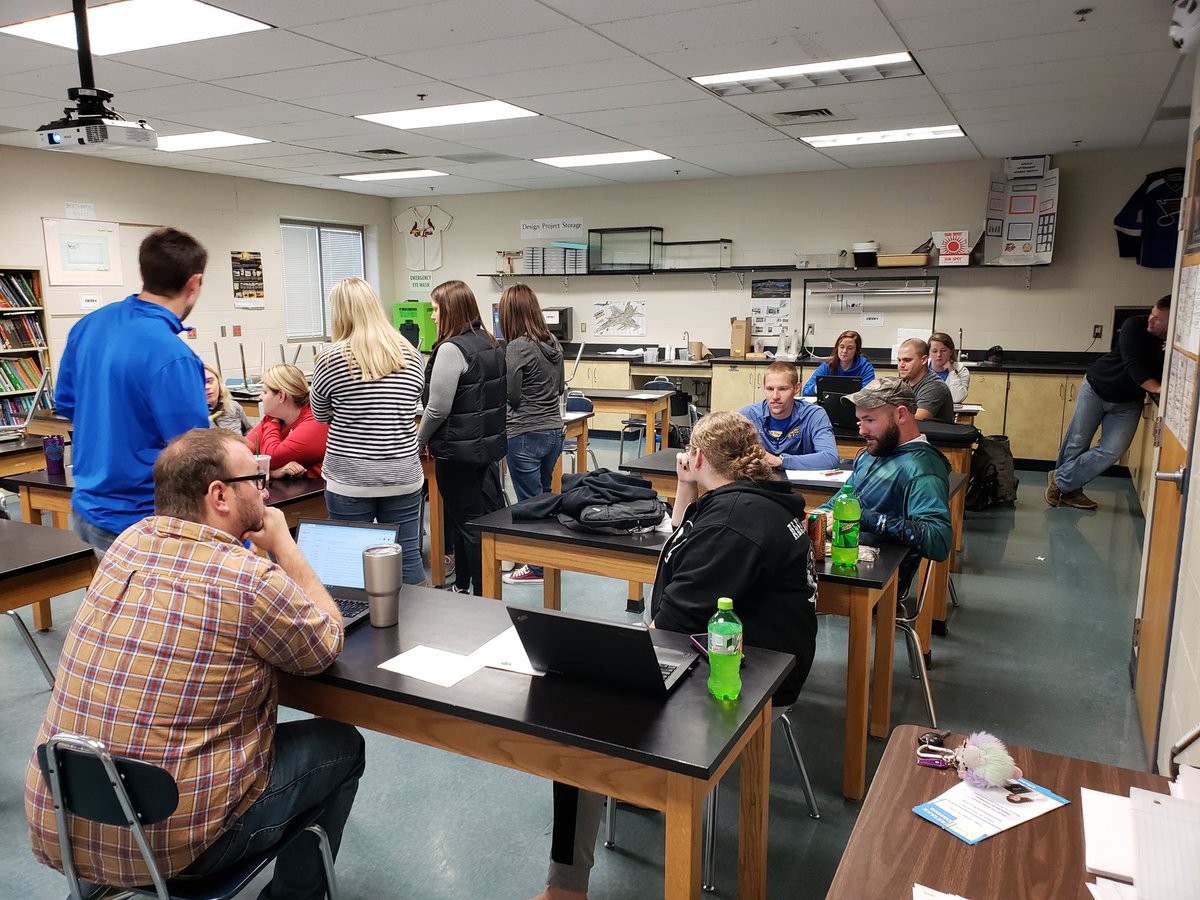 JDSmith343's tweet image. WC teachers collaborating K-12 about student learning and closing gaps. Great job PD committee for the plan. #wildcatstrong #wclearns