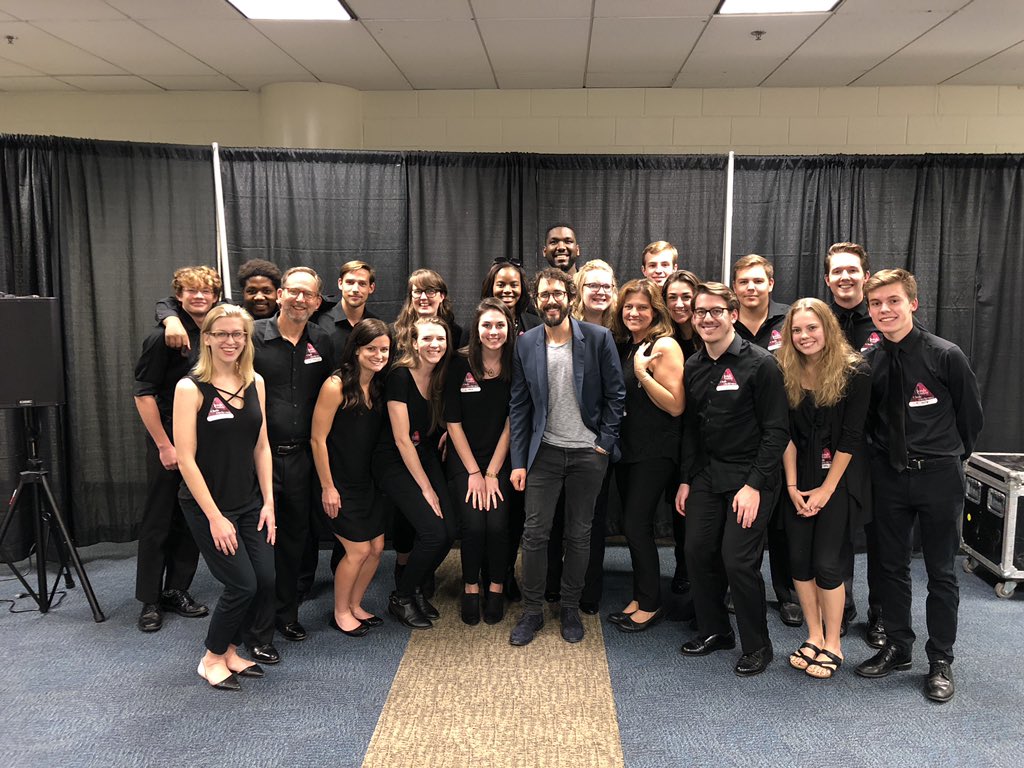 Oh, hey there <a href="/joshgroban/">josh groban</a>!