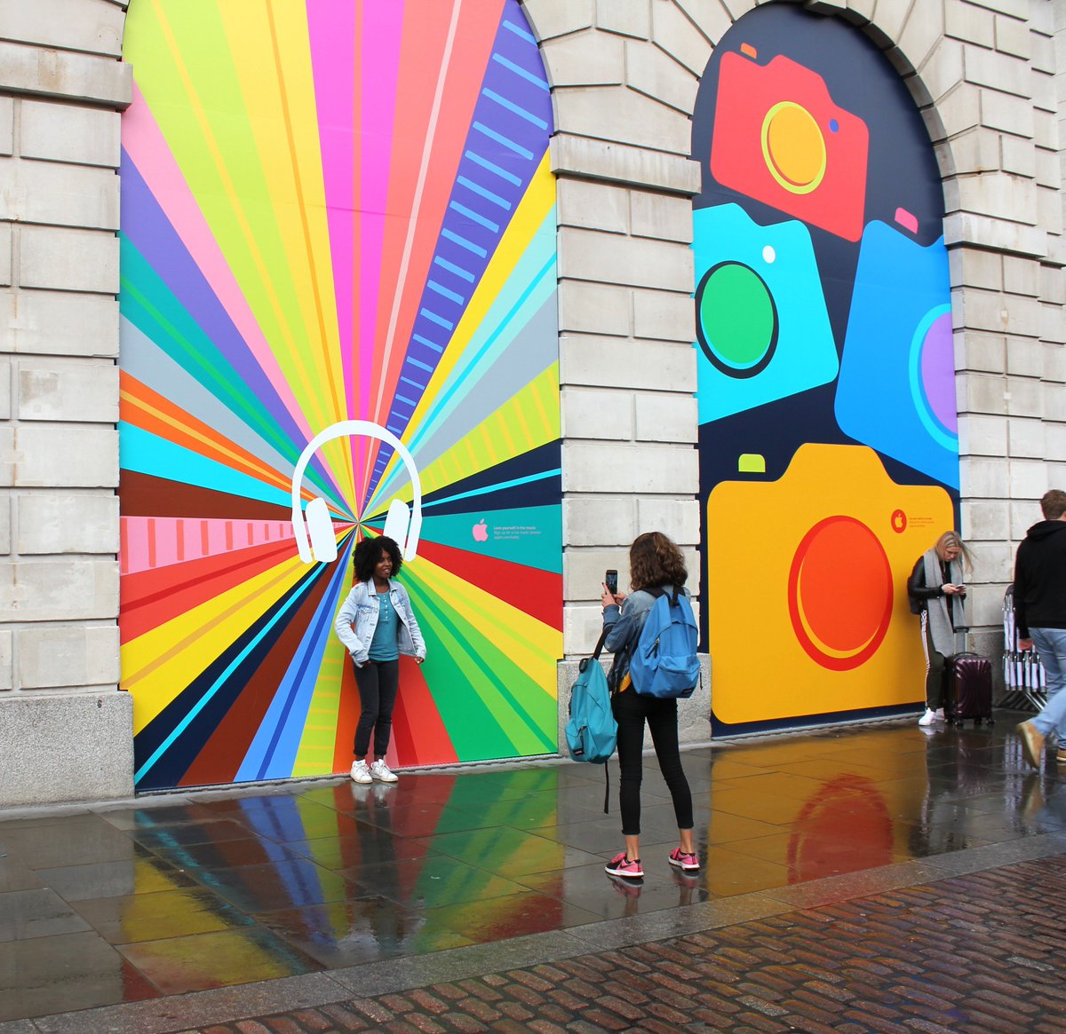 Ooooo, how cool does AppleStore Covent Garden look right now! It's so rude! @RudeLtd, #thisisrude
#applecoventgarden