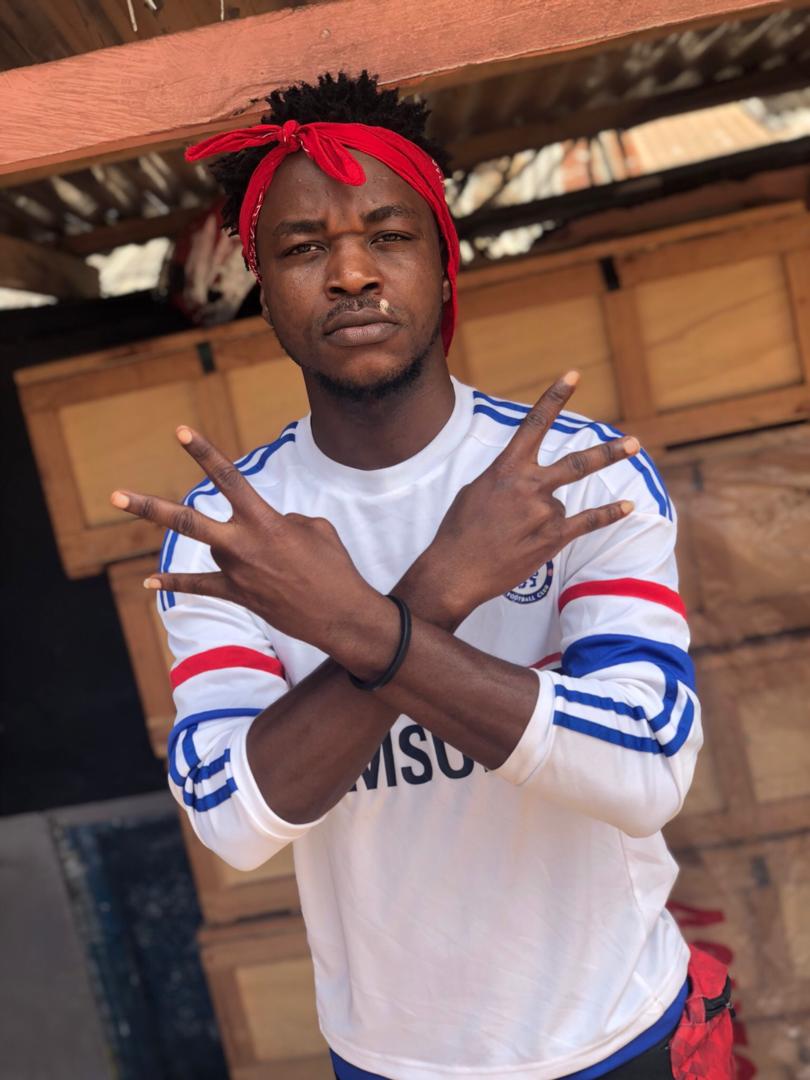 Nii_Armah_Jnr_8's tweet photo. Sm🇬🇭 RichZola💰 Mine💪 Mind💯 Is Made👍 Up🔝
❤❤GOD IS KING🔱🔱🔱
@shattawalegh @Gedio10 #TheRign #TheReignAlbum https://t.co/0gFJCRHRLS