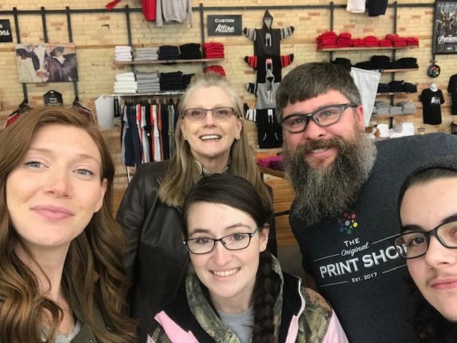 Allred_Kristin's tweet photo. Finally wrangled some of the team together! We had such a great time this week visiting with @theprintshopfremont  the shop looks amazing! 

#brandmarkgoods #inspirecreateinvent #promotionalproducts #printshop #design #brandedgoods #customprint https://t.co/LmI64zXFL4